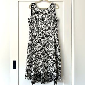 Black and white floral print high-low casual dress size 12